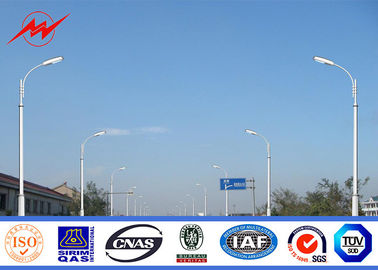 China 6M doppelte Material Arm-Malerei im Freien galvanisiertes Stahl-Polen Q234 für Straßen-Beleuchtung fournisseur