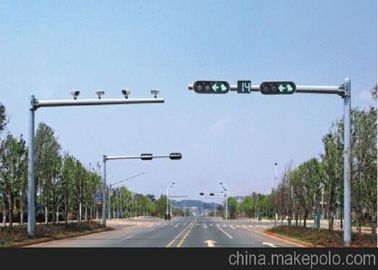 China Längen-Ampel Pole der Kundenbezogenheits-6,5 mit 20 Jahren Garantie- fournisseur