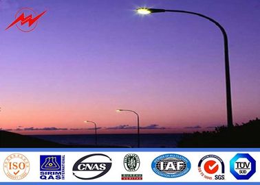 China Galvanisations-StraßenlaternePolen, Straßen-elektrisches Licht Pole des heißen Bad-IP65 fournisseur