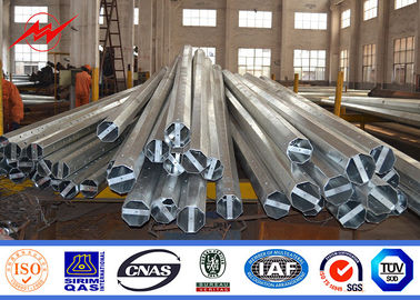 China Multi mit Seiten versehene 8m 12 KN-Stahlstrommaste mit heißes Bad-Galvanisations-Pulver-Beschichtung fournisseur