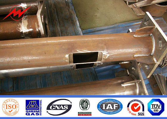 Typischer konischer galvanisierter hoher Mast Pole Headframe 45m für bis 64 Flut-Beleuchtungs-Befestigungen