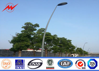 Lichtmast-28m galvanisiertes Straßenlaterneim Freien Polen mit weißem Oberflächenkragen