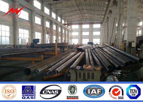 Einarmige Straßen-Verkehrs-Lichtsignal-heißes Bad galvanisierte 5m 3mm Stärke