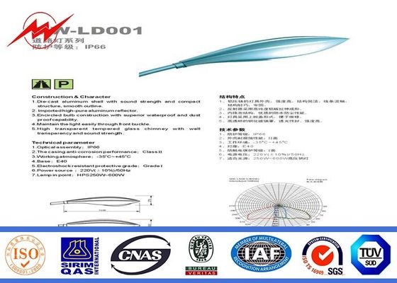 Galvanisierte Stahlstrommast-Straßenlaterneim Freien Polen mit dem doppelten Arm