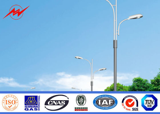 Stoßsichere 1.5M Doppelkreuz-Arm-Solarenergie heller Pole für Parkplatz