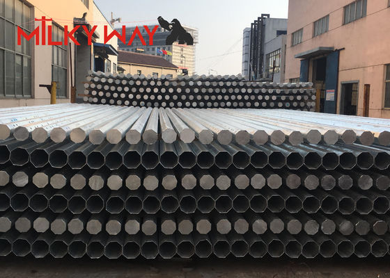 Feuerverzinkter Strommast für die Stromübertragung mit kundenspezifischer Höhe