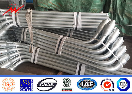 Galvanisiertes polygonales StraßenlaternePolen des Stahl-12m mit dem einzelnen Querarm